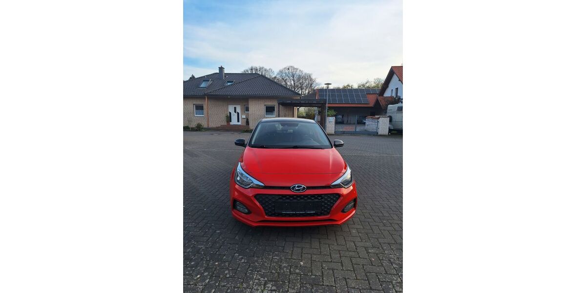 Hyundai i20 99.559 km 8.500 &euro; Dettum 38173