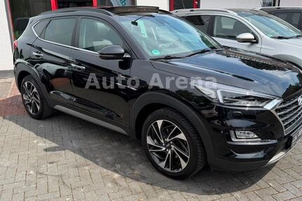 Hyundai TUCSON 185.000 km 14.990 &euro; Hamm 59065