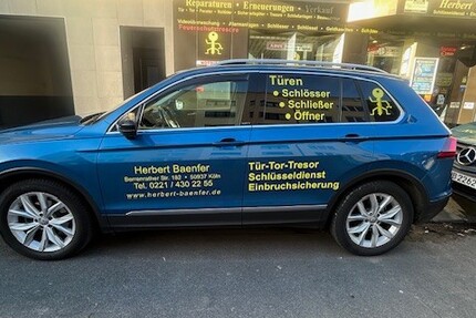 VW Tiguan 82.000 km 21.900 &euro; Köln 50667