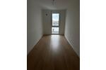 Erstbezug mit Balkon: Stilvolle 4-Zimmer-Wohnung NUR mit Wohnberechtigungsschein Stufe III
