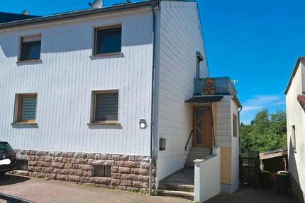 Haus Heusweiler - 4 Zimmer, 125 m&sup2;, 220.000&euro; | Angebot:26902382
