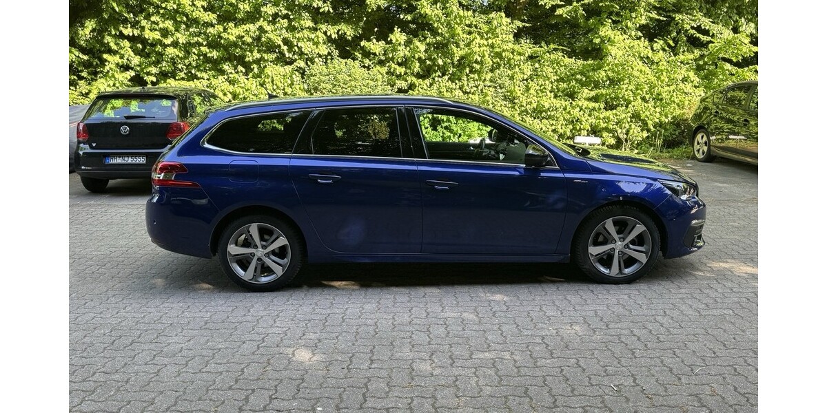 Peugeot 308 SW 49.950 km 16.990 &euro; Hamburg 20038