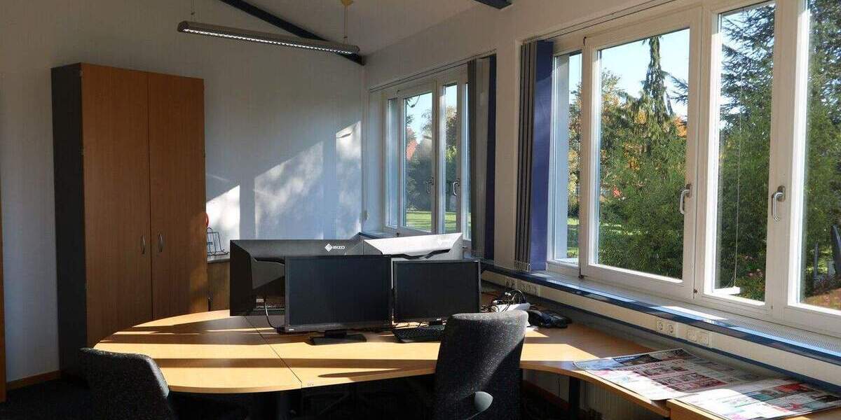 Gewerbeobjekt Herrieden Schernberg - 7 Zimmer, 220 m&sup2;, 2.528&euro; | Angebot:24436108