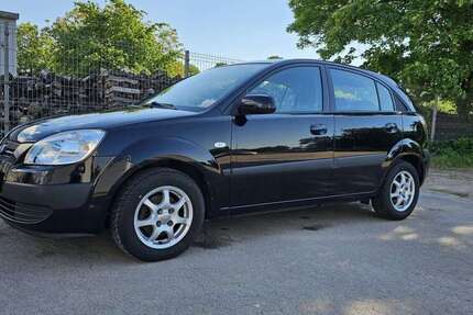 Kia Rio 169.300 km 2.222 &euro; Weitenung (Bühl) 77815