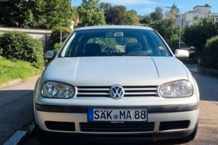 VW Golf 215.000 km 880 € Schopfheim 79650