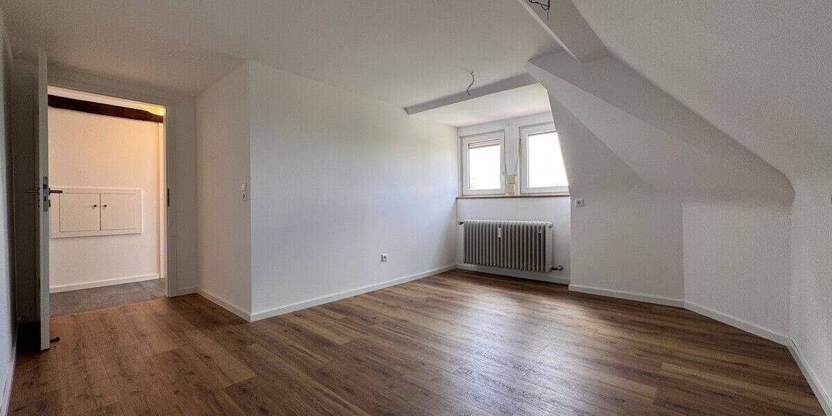 Einfamilienhaus Crailsheim - 5 Zimmer, 157 m&sup2;, 1.300&euro; | Angebot:26916386
