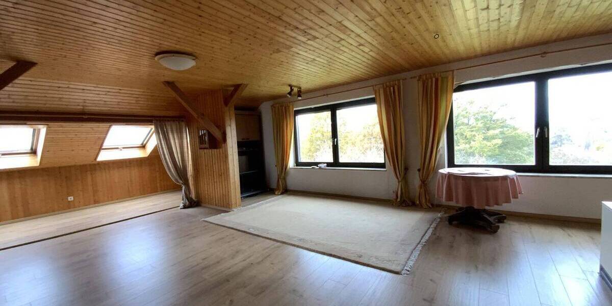 Einfamilienhaus Oberviechtach - 1 Zimmer, 188 m&sup2;, 250.000&euro; | Angebot:25192189
