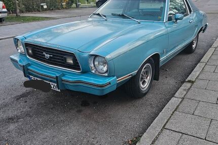 Ford Mustang 118.000 km 12.900 &euro; Fürstenfeldbruck 82256