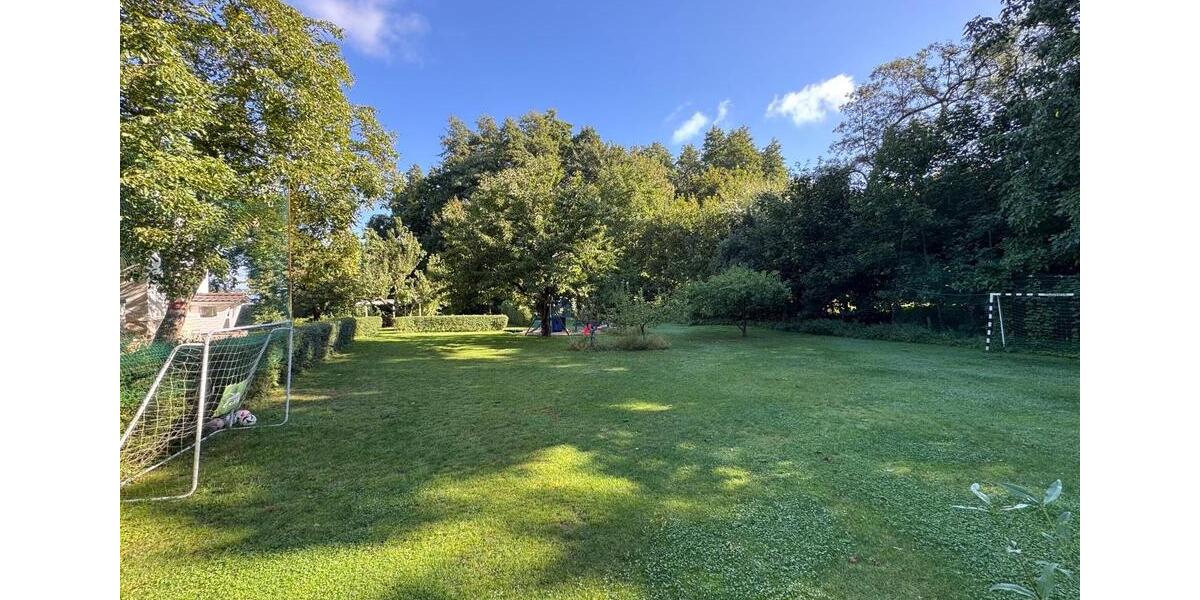 Einfamilienhaus Neuruppin - 8 Zimmer, 195 m&sup2;, 990.000&euro; | Angebot:26756906
