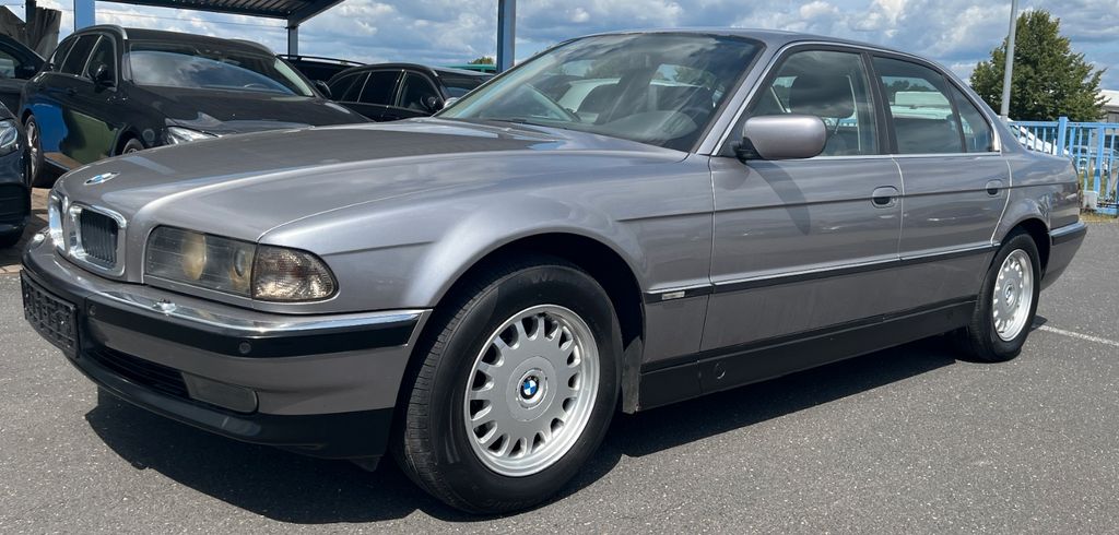 BMW 728 226.700 km 5.750 &euro; Kodersdorf 02923