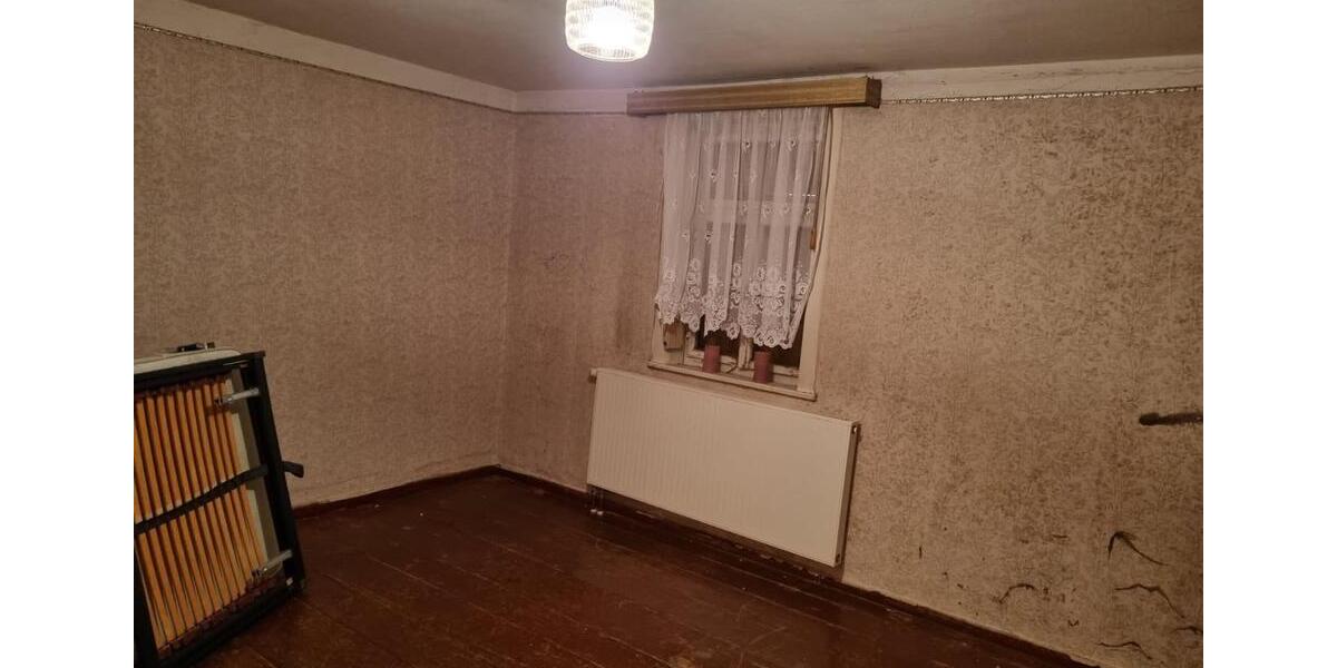 Bauernhaus, Landhaus Steinbach-Hallenberg Hallenberg - 6 Zimmer, 120 m&sup2;, 45.000&euro; | Angebot:26588189