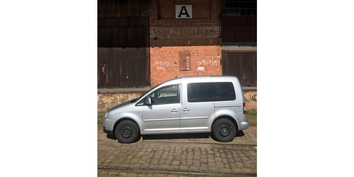 VW Caddy 135.500 km 4.500 &euro; Hamburg 20144