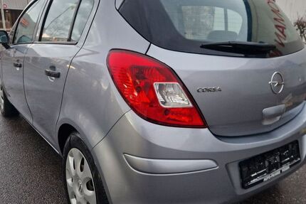 Opel Corsa 182.000 km 650 &euro; Augsburg 86167