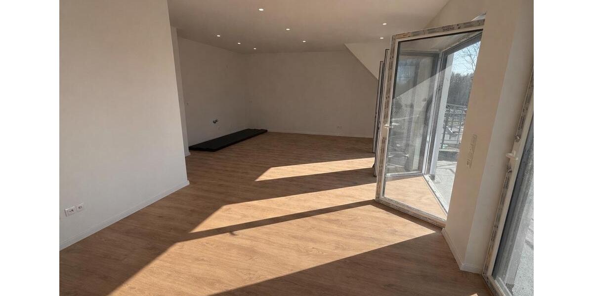 Etagenwohnung Haselünne - 3 Zimmer, 82 m&sup2;, 780&euro; | Angebot:25988511