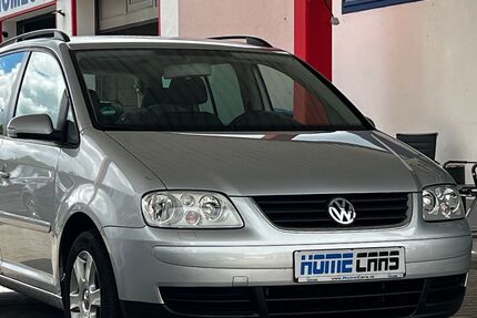 VW Touran 219.000 km 2.450 &euro; Oberndorf am Neckar 78727
