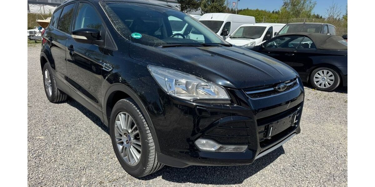 Ford Kuga 143.000 km 9.390 &euro; Schwenningen 78056