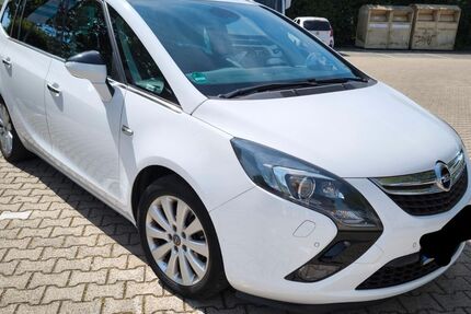 Opel Zafira Tourer 179.000 km 6.350 &euro; Halle 33790