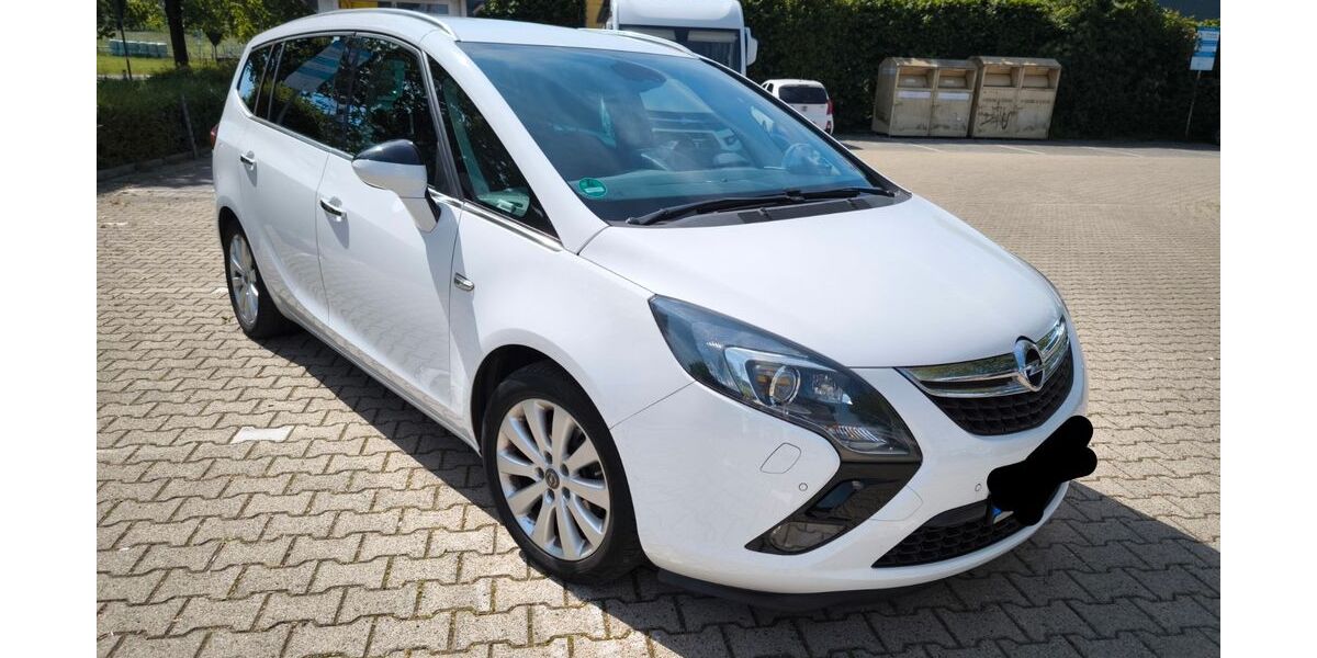 Opel Zafira Tourer 179.000 km 6.350 &euro; Halle 33790