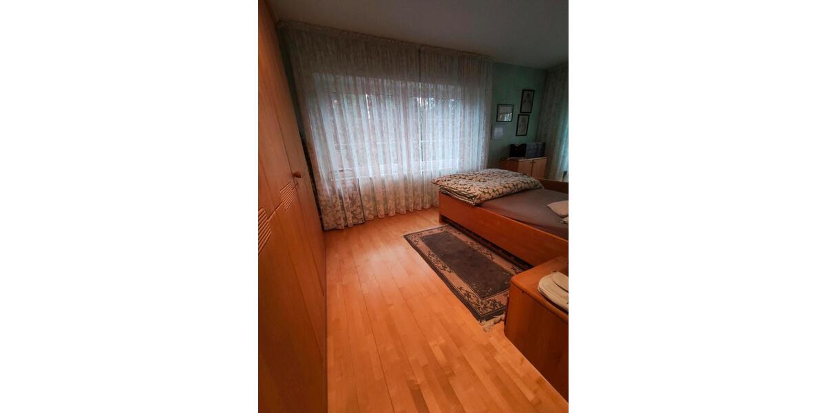 Einfamilienhaus Northeim - 9 Zimmer, 250 m&sup2;, 350.000&euro; | Angebot:25614325