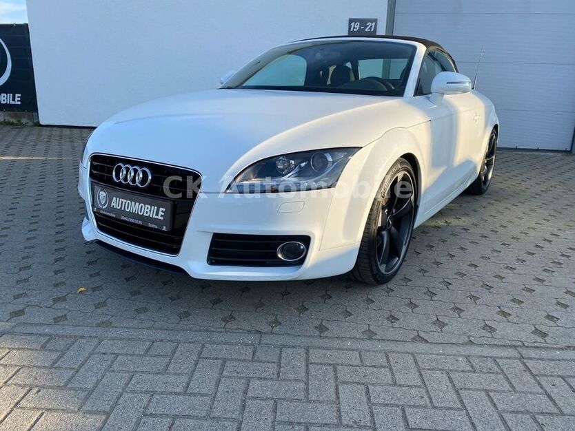 TT