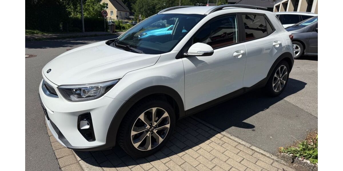 Kia Stonic 117.000 km 9.999 &euro; Lüdenscheid 58515