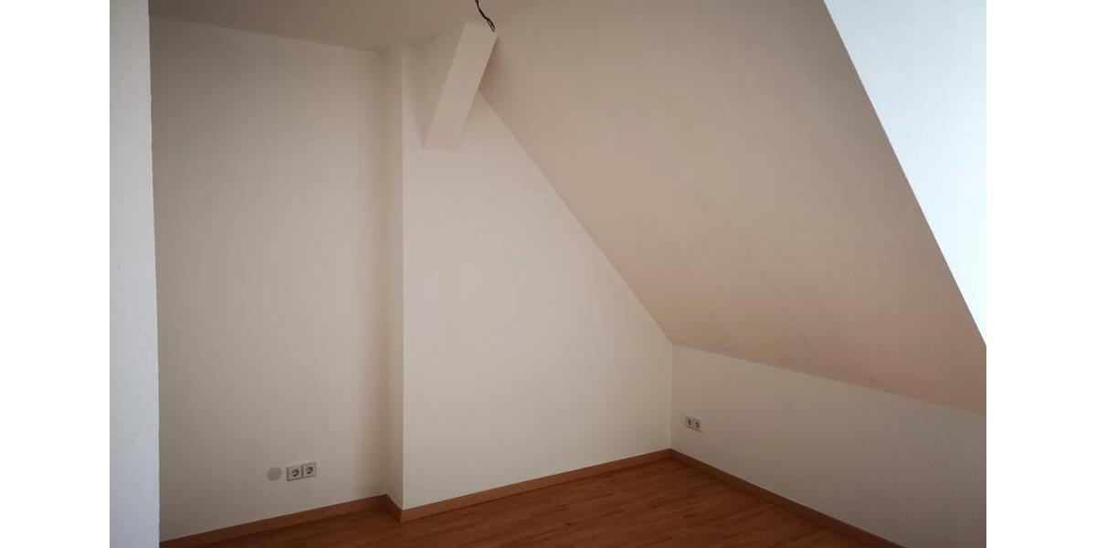 Dachgeschoßwohnung Leipzig Altwest - 2 Zimmer, 53 m&sup2;, 135.000&euro; | Angebot:26059028