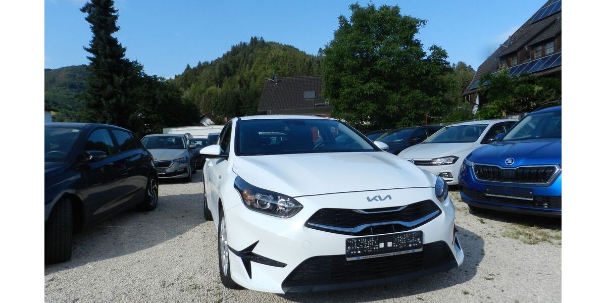 Kia ceed / Ceed 12.020 km 17.500 &euro; Gutach 77793
