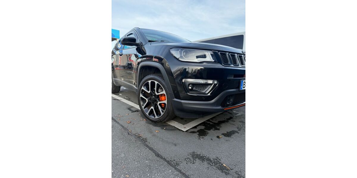 Jeep Compass 105.000 km 16.500 &euro; Bochum 44791
