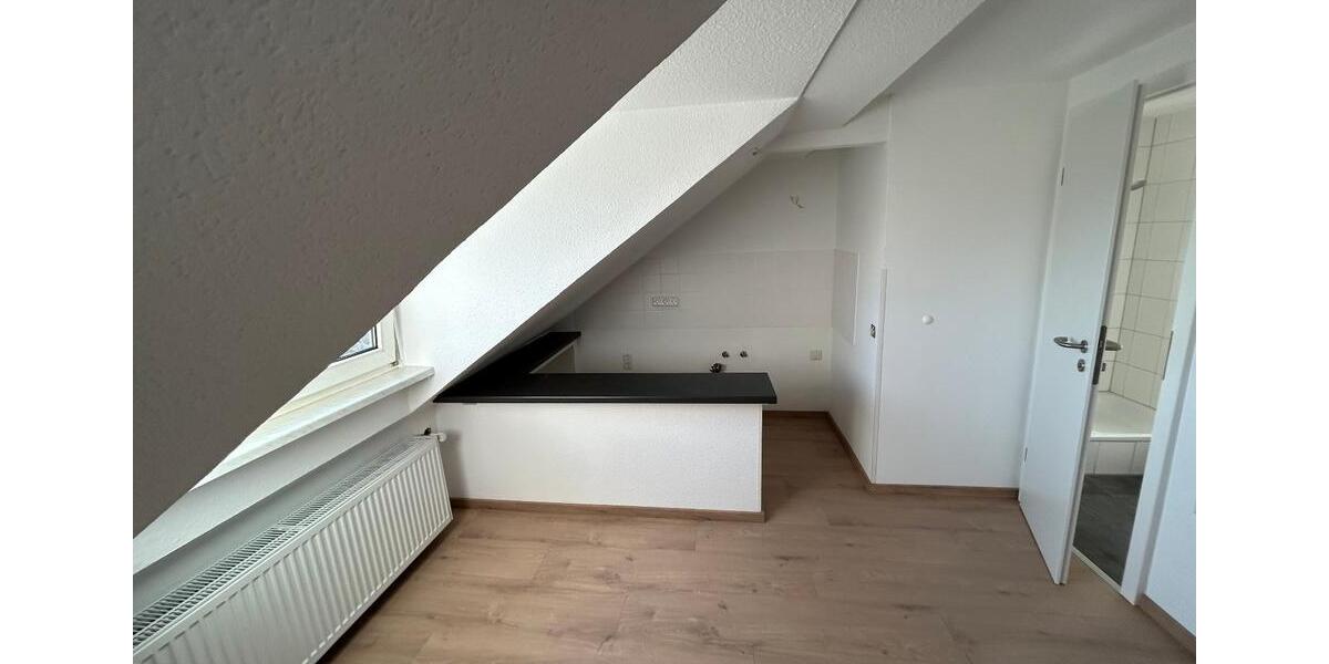 Dachgeschoßwohnung Witten Heven - 2 Zimmer, 29 m&sup2;, 270&euro; | Angebot:25448300