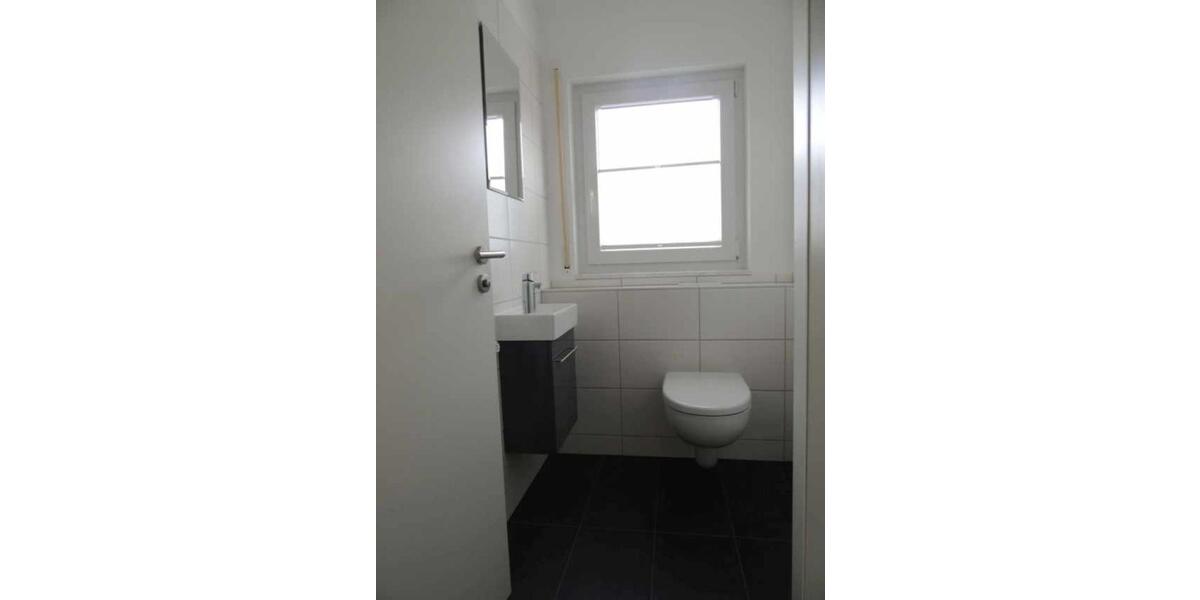 Dachgeschoßwohnung Mössingen - 3.5 Zimmer, 92 m&sup2;, 900&euro; | Angebot:25148893