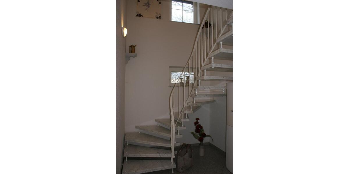 Reihenhaus Mellrichstadt - 4.5 Zimmer, 238 m&sup2;, 275.000&euro; | Angebot:25887667