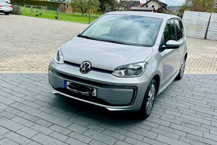 VW e-up! 39.000 km 13.950 &euro; Stadtallendorf 35260