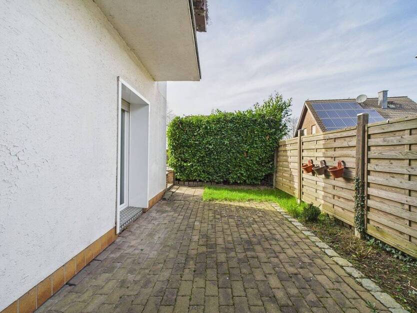 Zweifamilienhaus mit flexibler Raumaufteilung im beliebten Weilerswist!