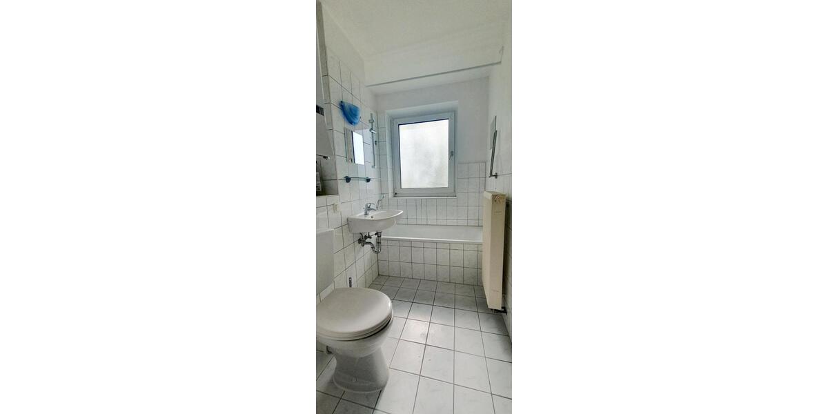 Etagenwohnung Eschwege - 3 Zimmer, 71 m&sup2;, 445&euro; | Angebot:26363243