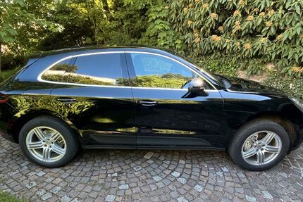 Porsche Macan 128.000 km 34.700 &euro; Starnberg 82319