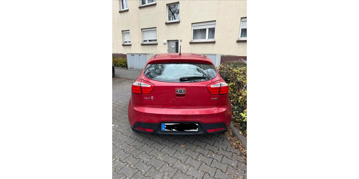 Kia Rio 185.000 km 4.400 &euro; Mannheim 68307