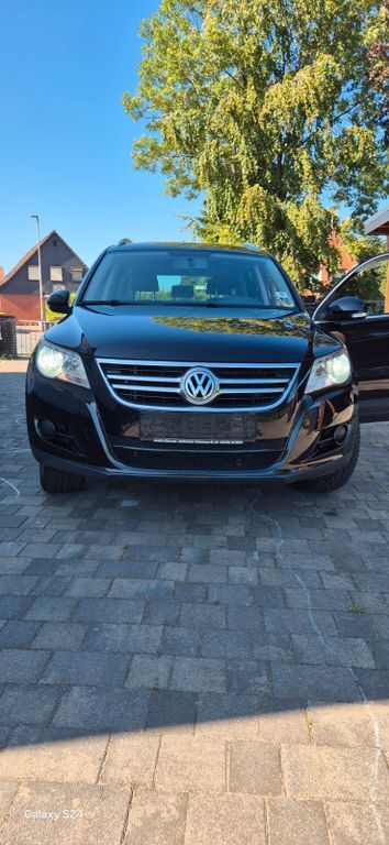 VW Tiguan 195.000 km 7.999 € Schönberg 24217