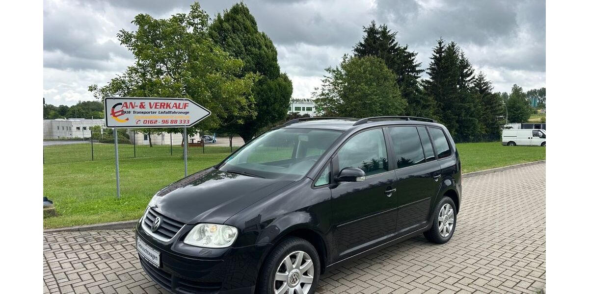 VW Touran 230.671 km 2.500 &euro; Waldheim 04736