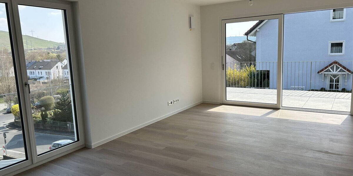 Etagenwohnung Zell am Main - 3 Zimmer, 108 m&sup2;, 1.520&euro; | Angebot:26015853