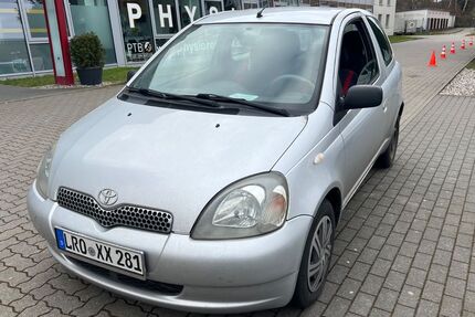 Toyota Yaris 195.236 km 1.999 € Rostock 18069