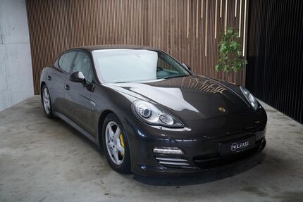 Porsche Panamera 49.490 km 32.950 &euro; Königsbrunn 86343