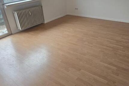 Wohnung Saarbrücken West - 3 Zimmer, 75 m&sup2;, 1.000&euro; | Angebot:26396064