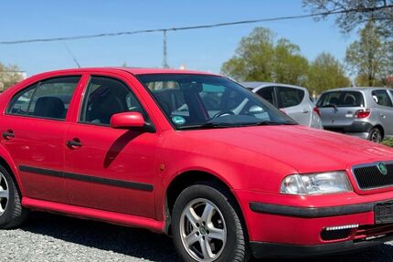 Skoda Octavia 200.000 km 1.999 &euro; Hermsdorf/Schleifreisen 07629