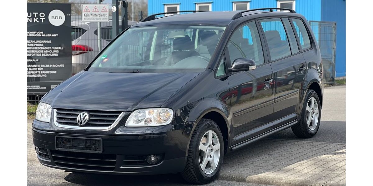 VW Touran 104.768 km 4.490 &euro; Wildau 15745