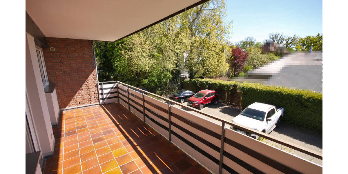 Etagenwohnung Lage - 3 Zimmer, 93 m&sup2;, 220.000&euro; | Angebot:26657743