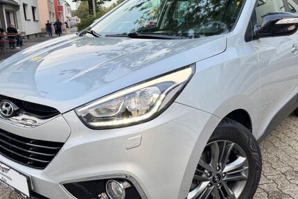 Hyundai ix35 114.000 km 10.490 &euro; Köln/Wahn 51147