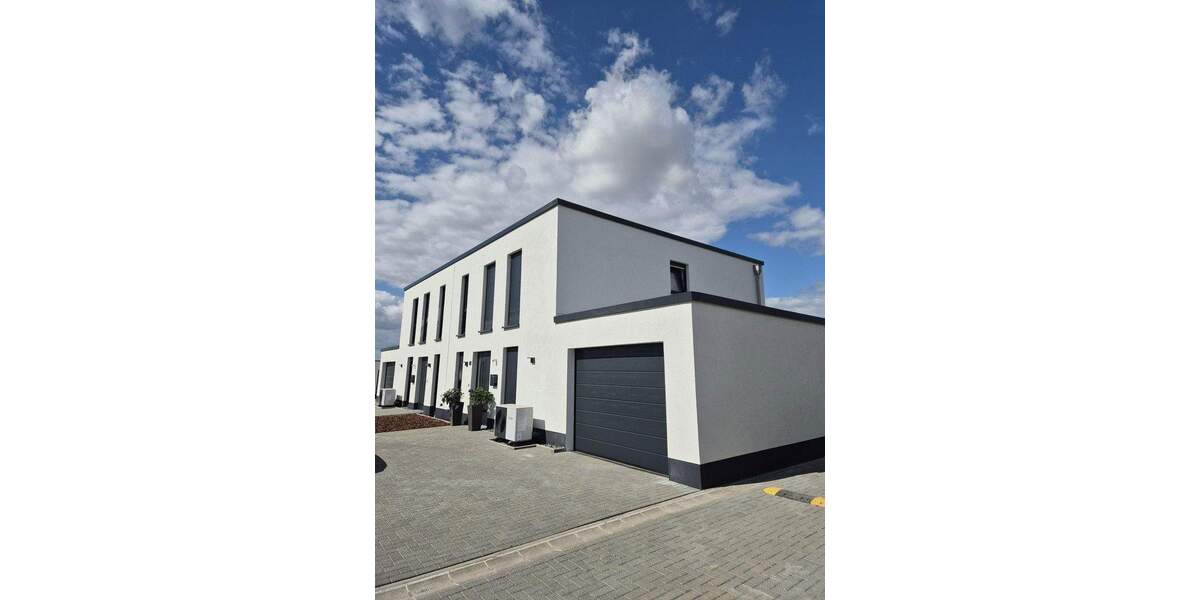 Doppelhaushälfte Neubau in GehrdenNorthen 5 zimmer