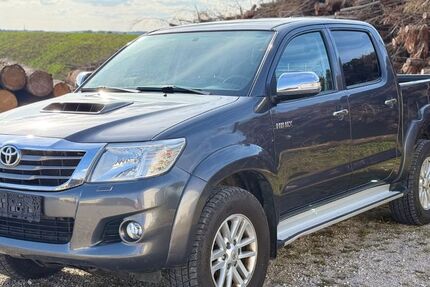 Toyota Hilux 170.000 km 20.300 &euro; München 80639