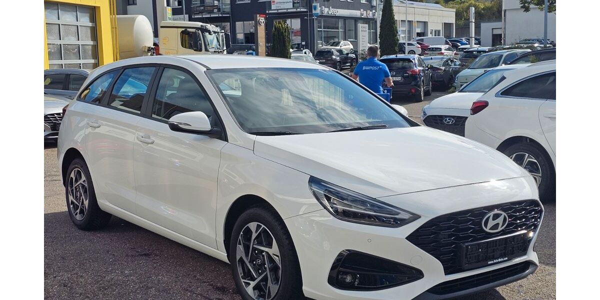 Hyundai i30 20.800 km 17.950 &euro; Leonberg 71229