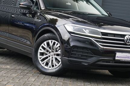VW Touareg 139.500 km 30.477 &euro; Rheine 48432